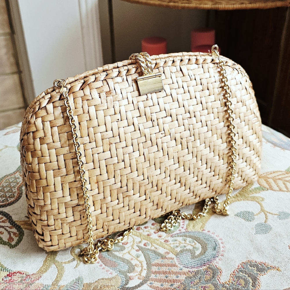 1970's Walborg Rattan Purse. Woven rattan purse. Vintage purse. - Picture 6 of 14